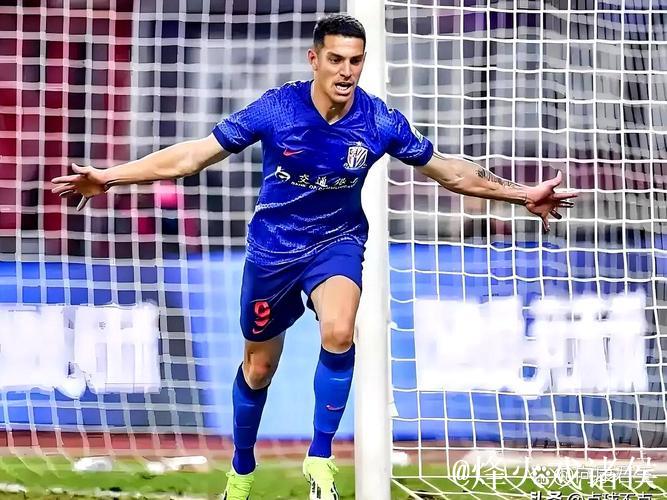 路易斯是申花队内最能进球外援 但少马莱莱 他进攻火力就减少一半